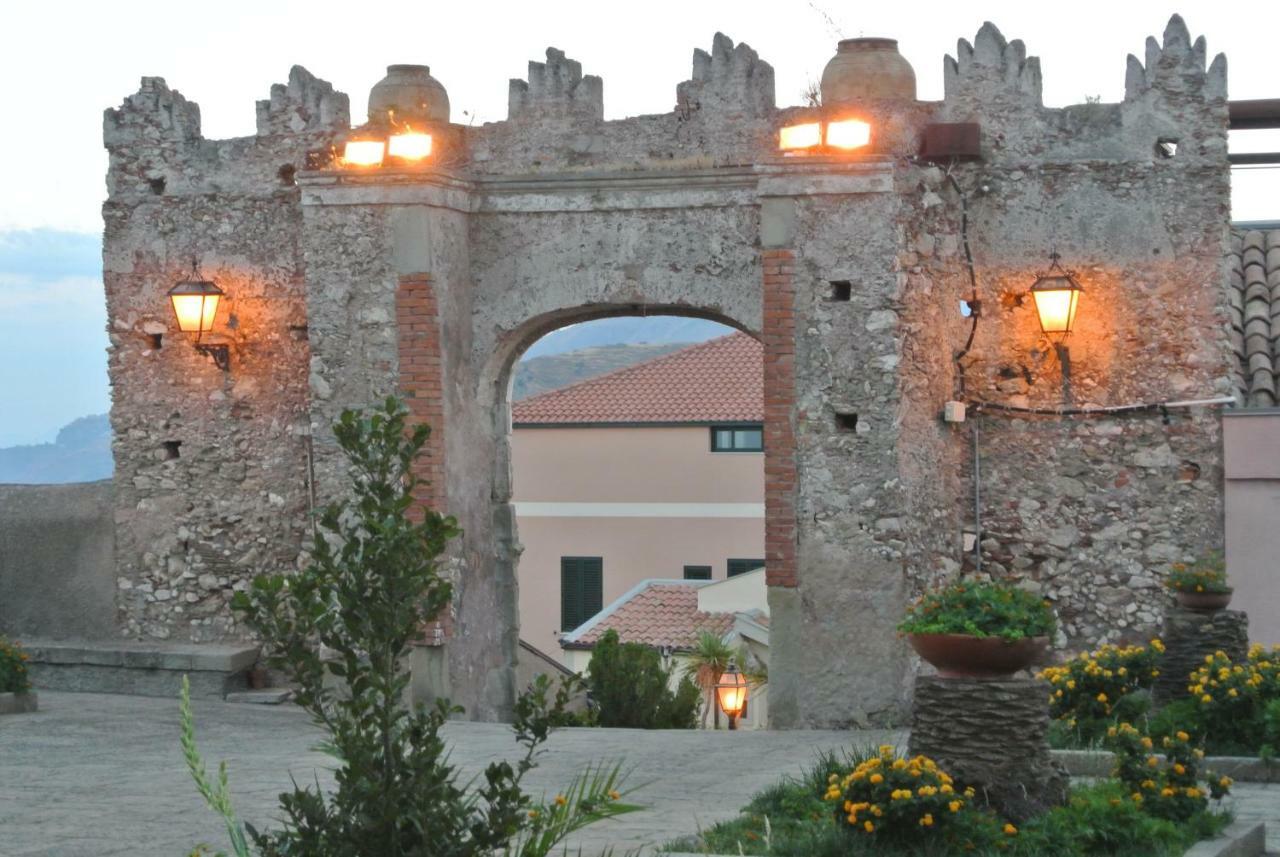 Villa Tranquilla Riposto Eksteriør billede