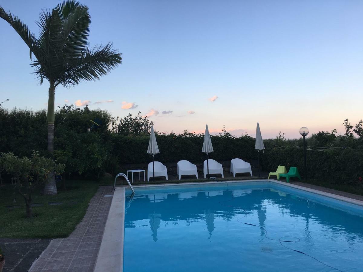 Villa Tranquilla Riposto Eksteriør billede